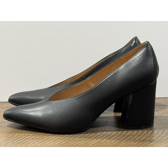 Naturalizer Black - Paden - Chunky Block Heel Pointed Toe Pump - Women's Size 11 - Picture 2 of 11
